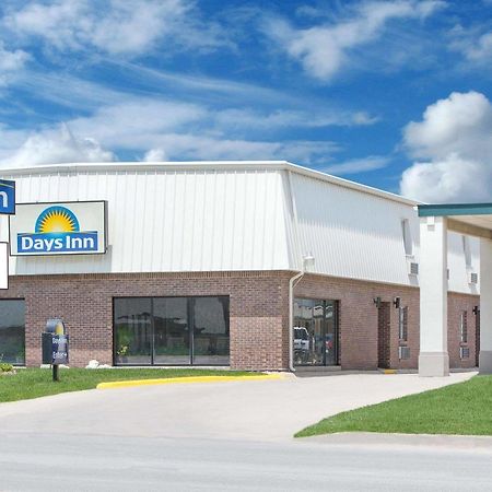 Days Inn By Wyndham Emporia Exteriér fotografie