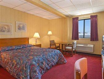 Days Inn By Wyndham Emporia Exteriér fotografie